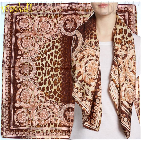 VERSACE beige Wild Barocco CROWNS brown LEO Spots 35" Silk scarf NWT +🎁envelope - Picture 1 of 6